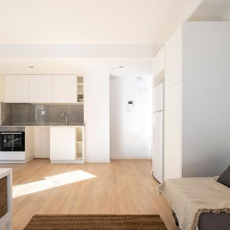 Centric Apartment Camp Nou โอสปิตาเล็ต เดอ โยเบรกัต ภายนอก รูปภาพ